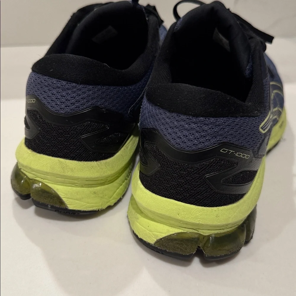 Men ASICS Running sneakers size 9